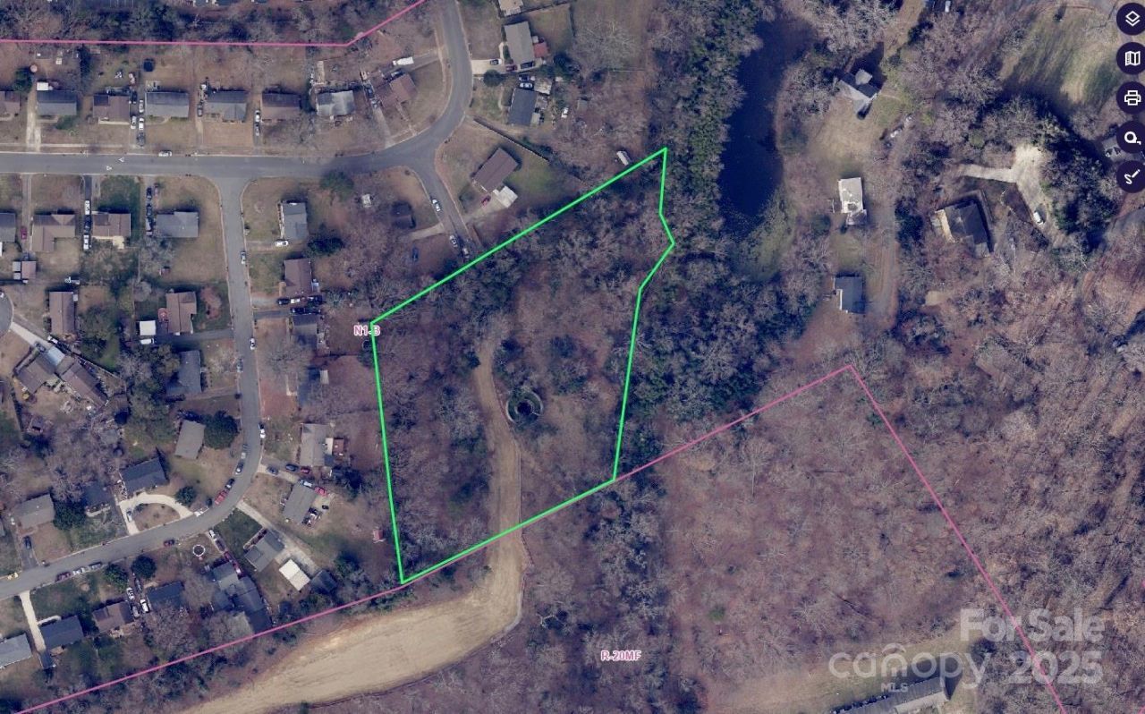 512 Farmhurst Drive, Charlotte, NC 28217 Main Photo