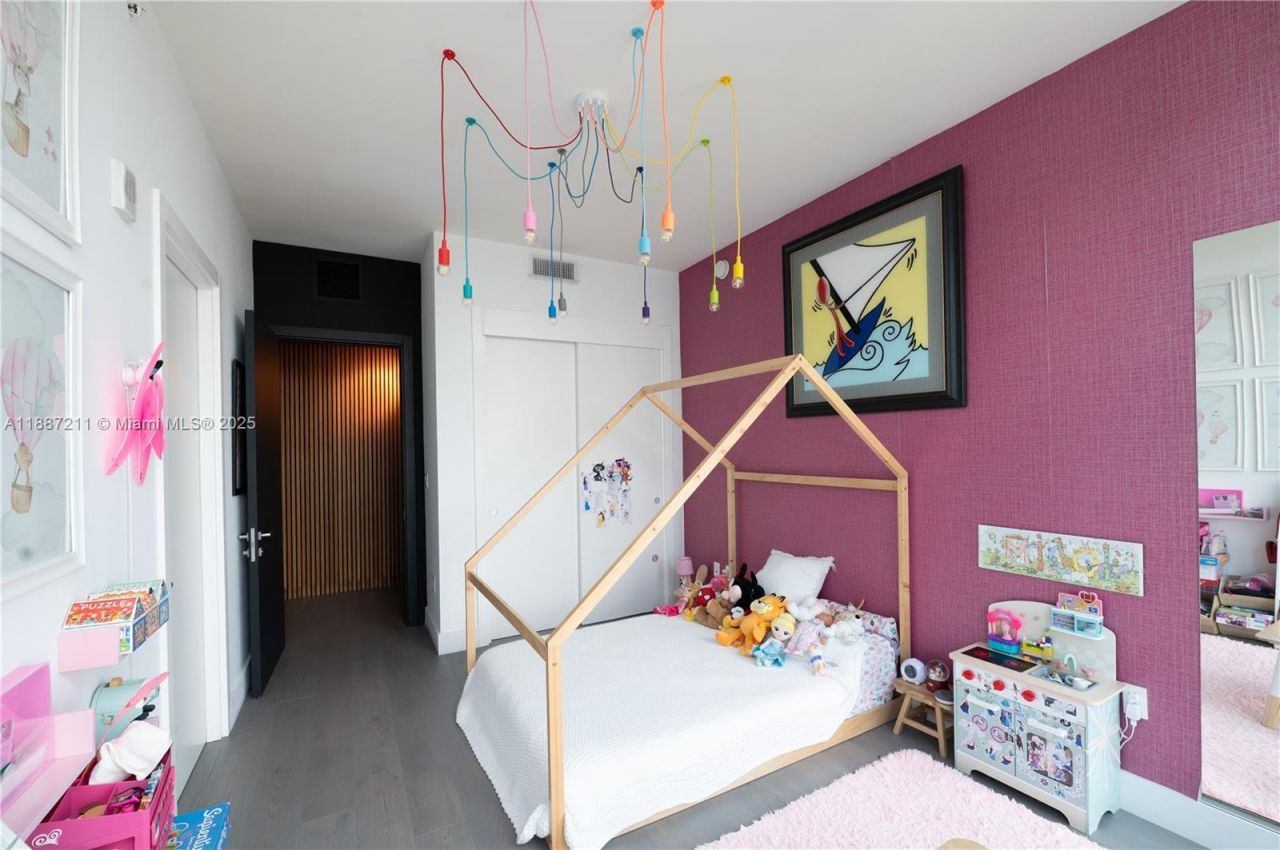 1451 Brickell Ave, Unit 3903, Miami, FL 33131 Photo