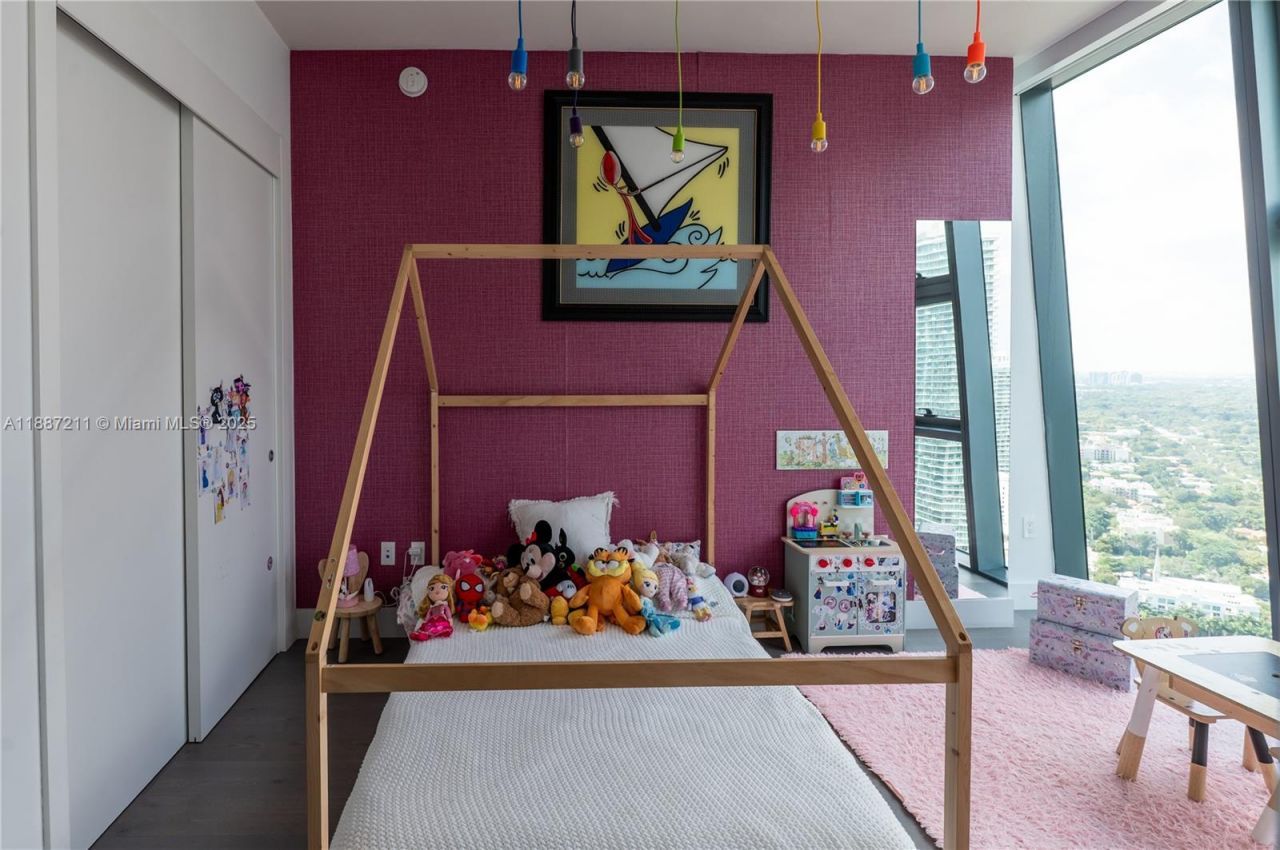 1451 Brickell Ave, Unit 3903, Miami, FL 33131 Photo