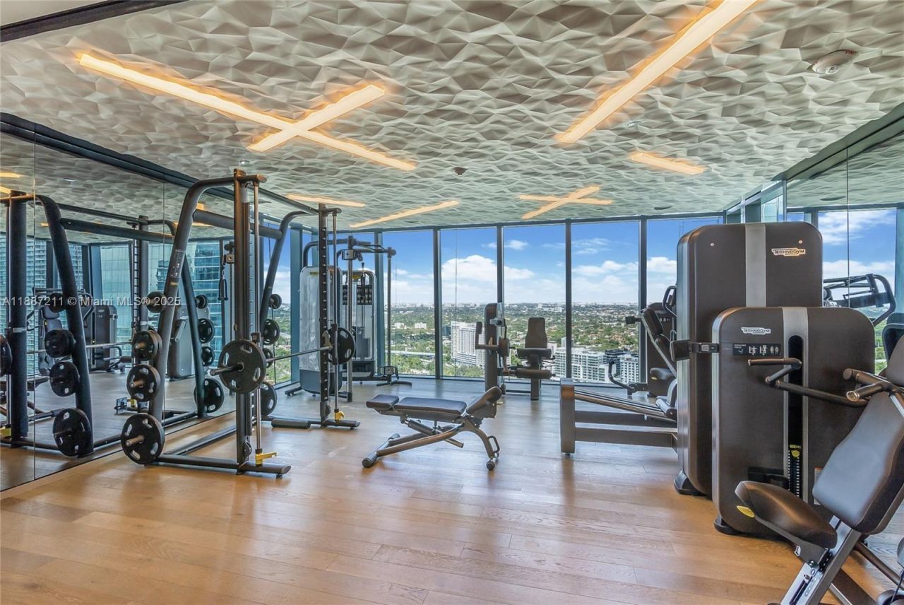 1451 Brickell Ave, Unit 3903, Miami, FL 33131 Photo