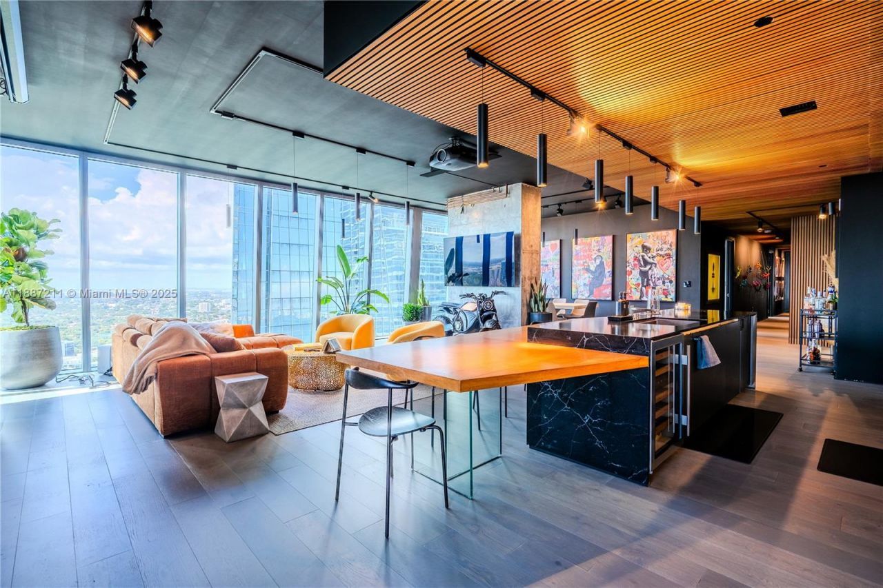 1451 Brickell Ave, Unit 3903, Miami, FL 33131 Photo