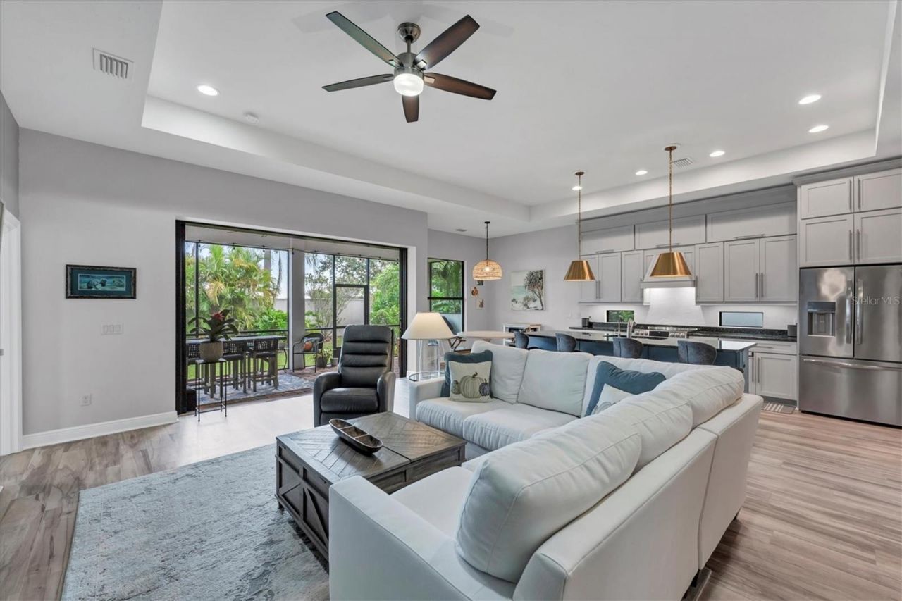 5819 Title Row Drive, Bradenton, FL 34210 Photo