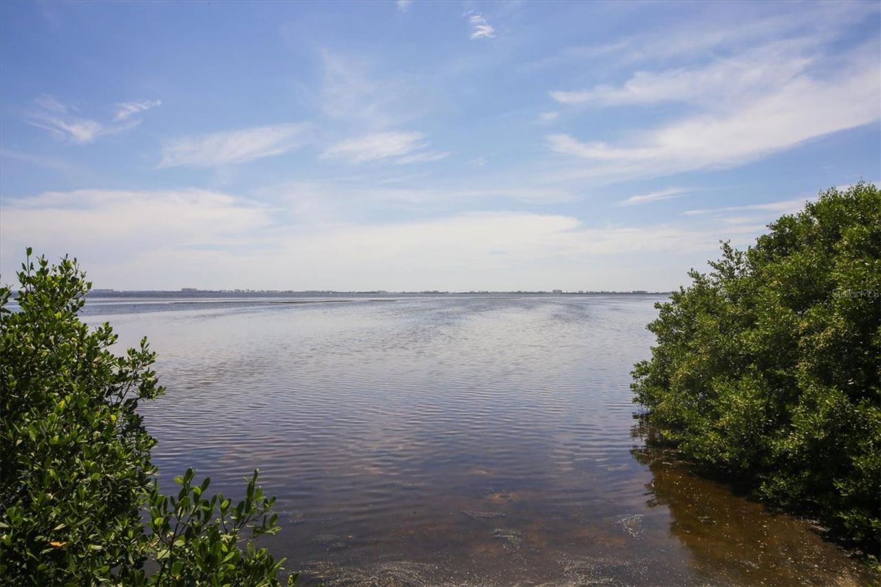 5819 Title Row Drive, Bradenton, FL 34210 Photo