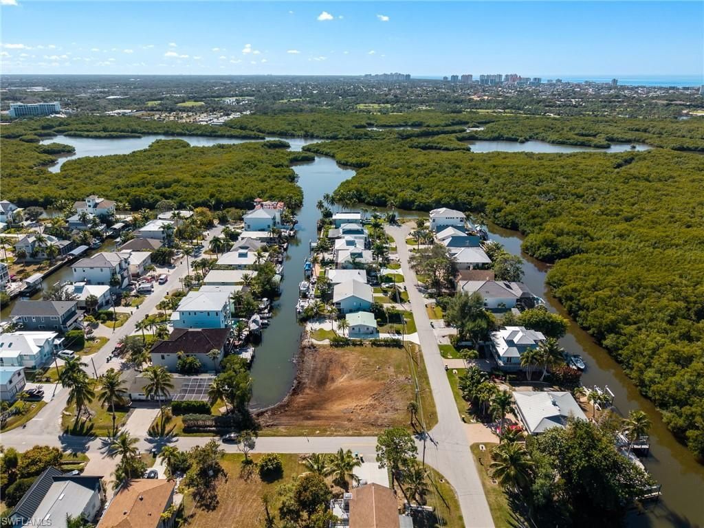 1292 Venetian Way, Naples, FL 34110 Photo