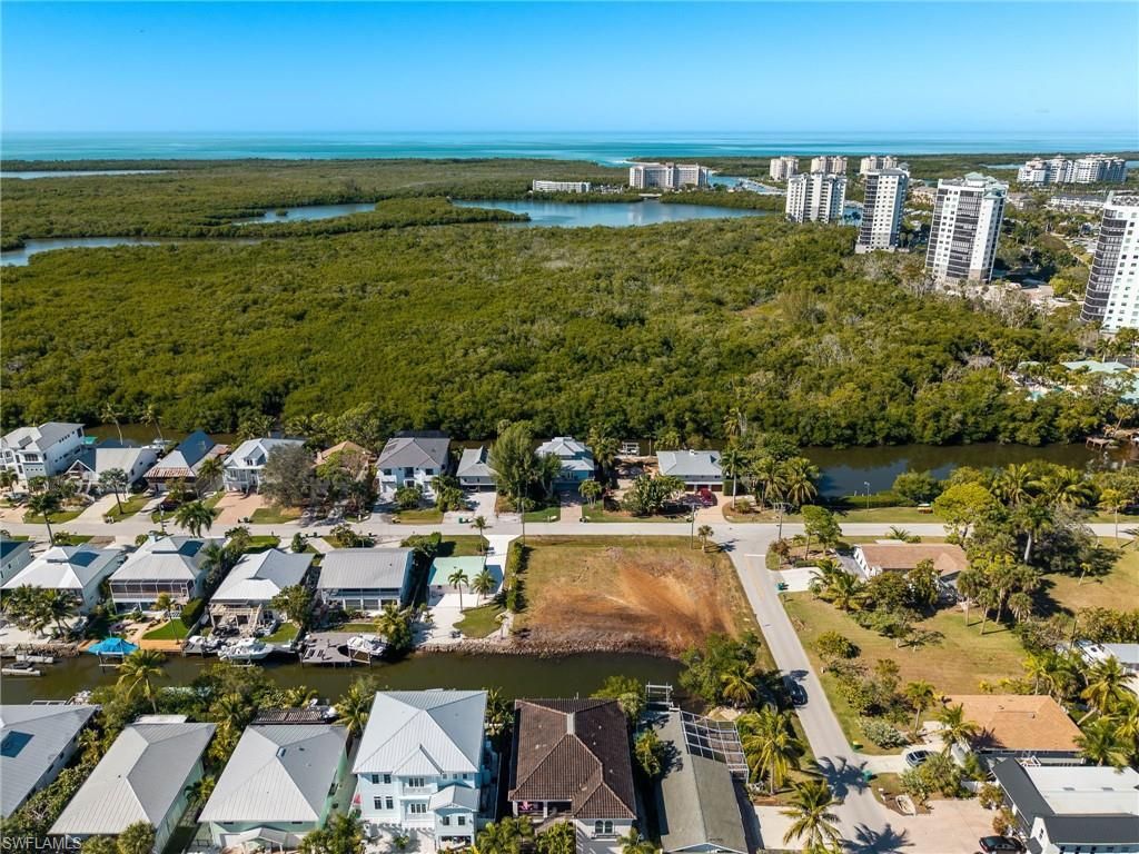 1292 Venetian Way, Naples, FL 34110 Photo