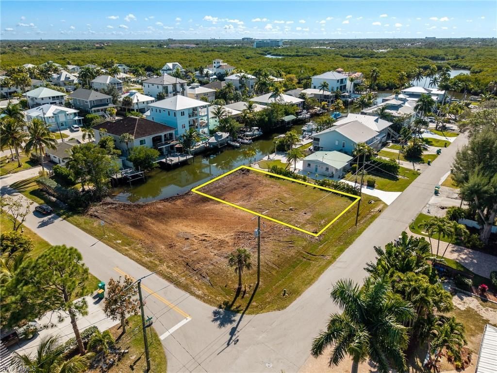 1292 Venetian Way, Naples, FL 34110 Photo