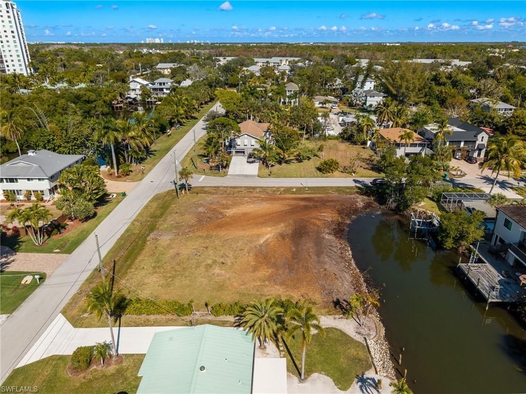 1292 Venetian Way, Naples, FL 34110 Photo