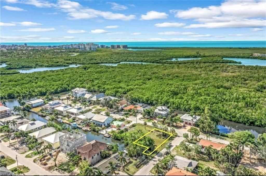 1294 Venetian Way, Naples, FL 34110 Photo