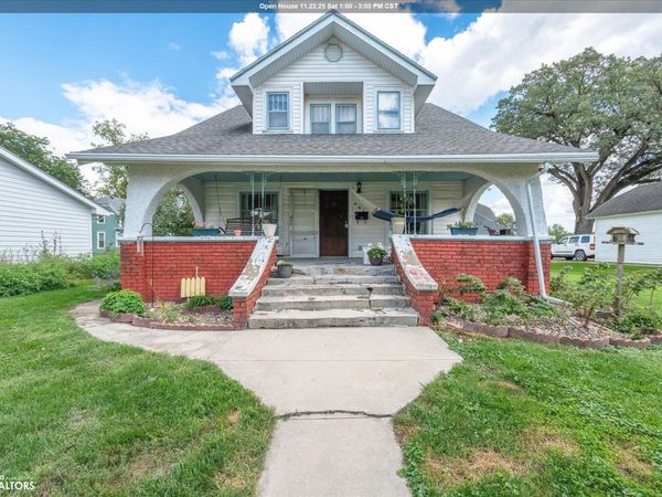 406 Weare Street, Woodbine, IA 51579