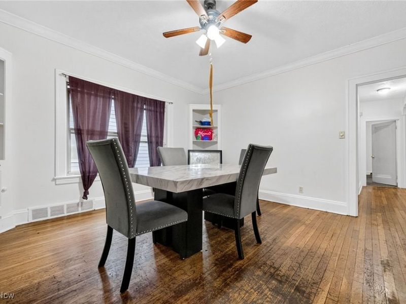 1558 Ivydale Road, Cleveland, OH 44118 Photo 12