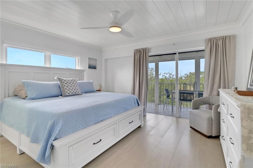 1 Bluebill Ave, Unit 410, Naples, FL 34108 Photo