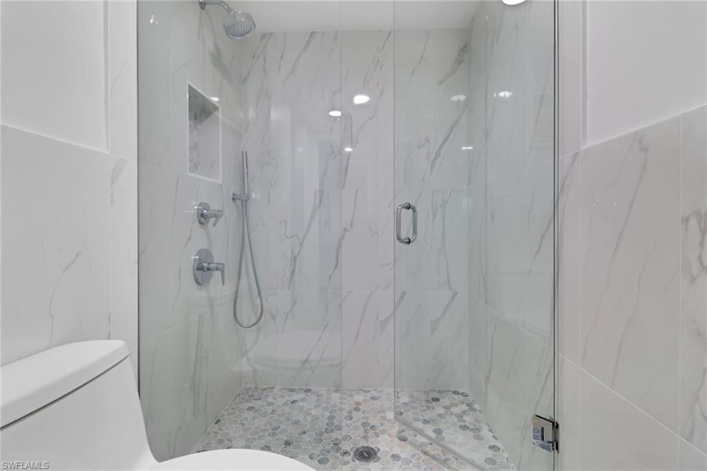1 Bluebill Ave, Unit 410, Naples, FL 34108 Photo