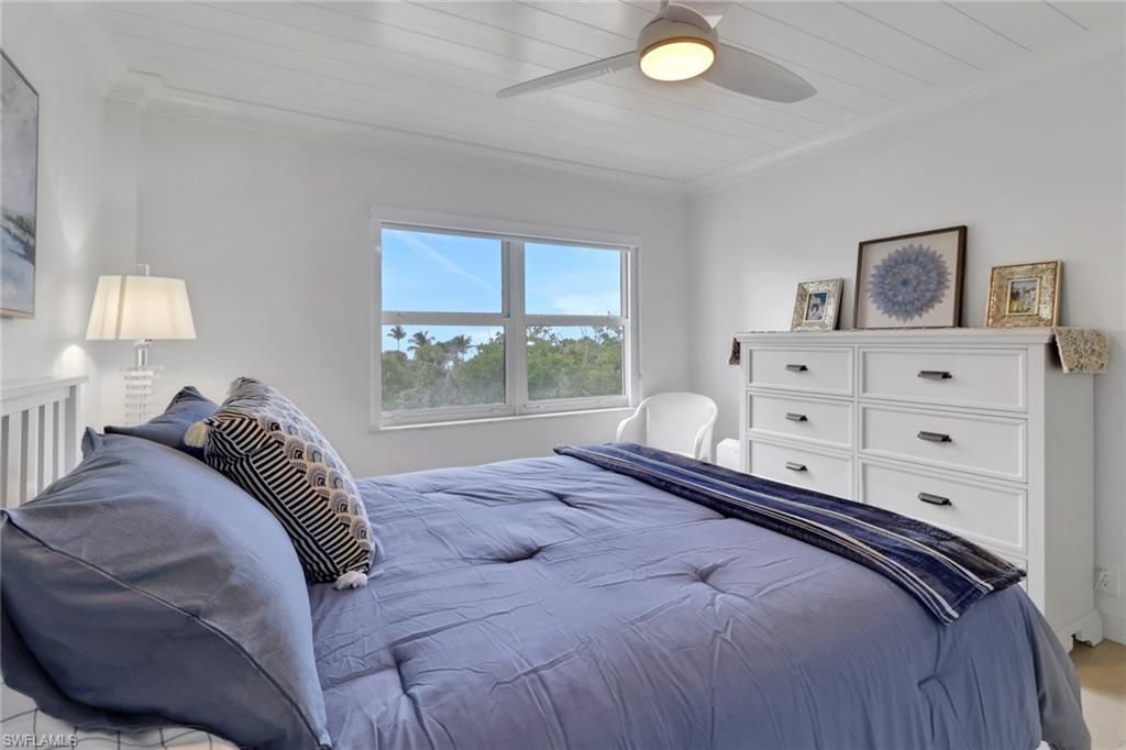 1 Bluebill Ave, Unit 410, Naples, FL 34108 Photo