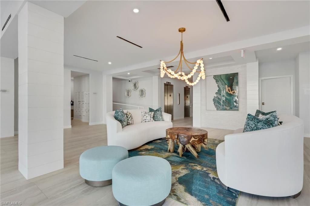 1 Bluebill Ave, Unit 410, Naples, FL 34108 Photo