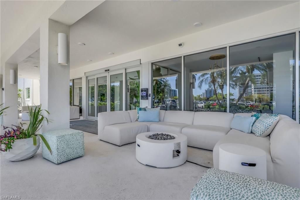 1 Bluebill Ave, Unit 410, Naples, FL 34108 Photo