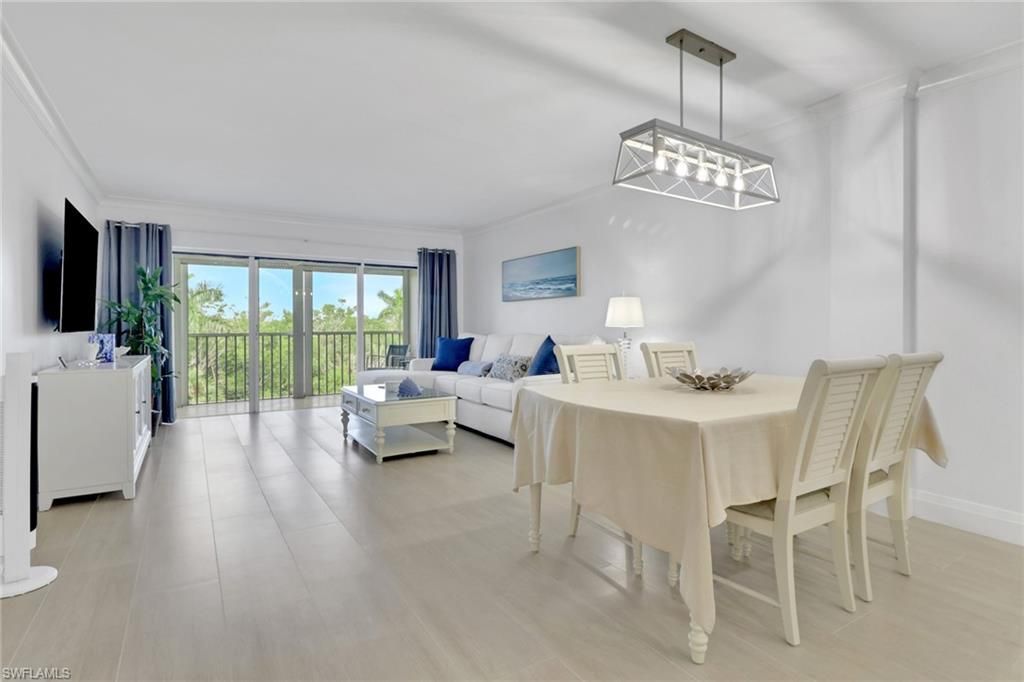 1 Bluebill Ave, Unit 410, Naples, FL 34108 Photo