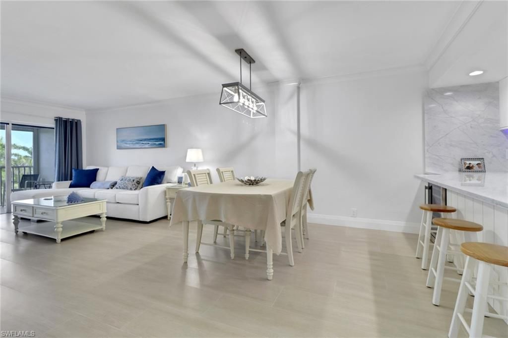 1 Bluebill Ave, Unit 410, Naples, FL 34108 Photo