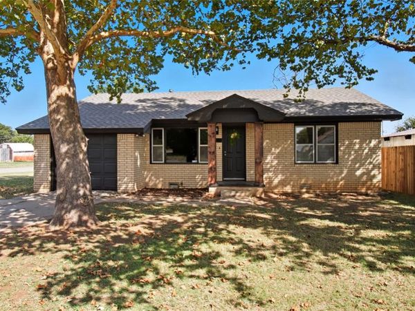 530 N Lowe Street, Hobart, OK 73651