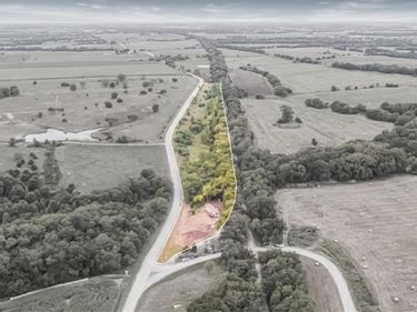 581 1200th Road, Leeton, MO 64761