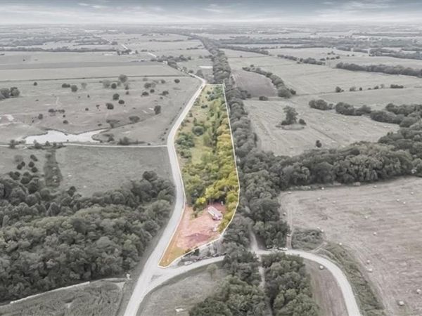 581 1200th Road, Leeton, MO 64761