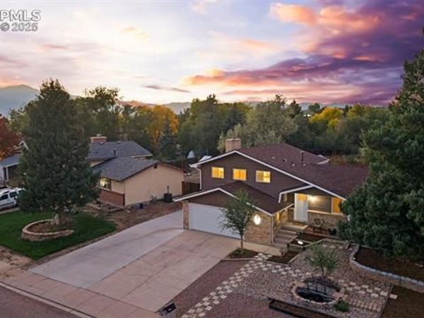 6520 Pawnee Circle, Colorado Springs, CO 80915