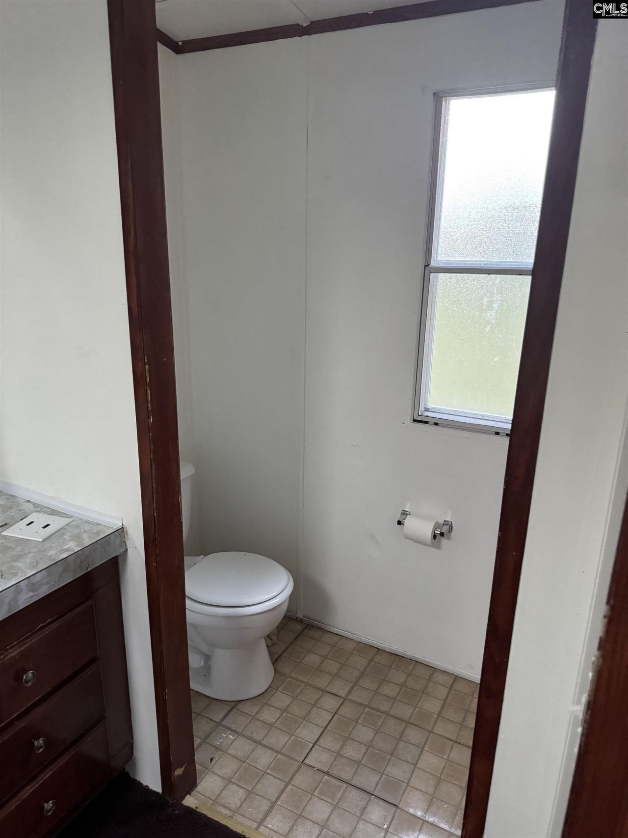 1055 Salters Town Road  Photo 10