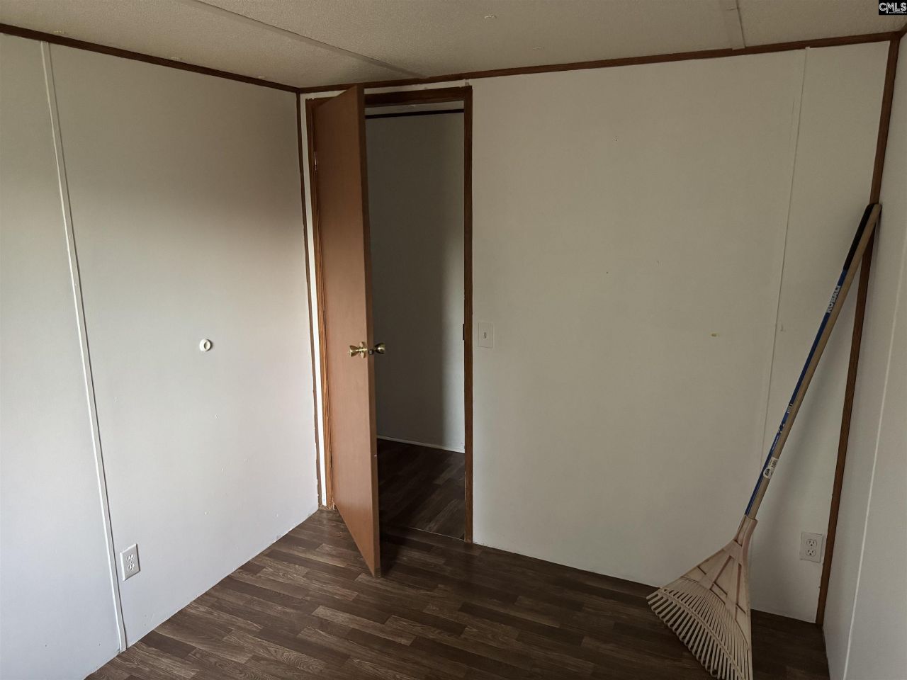 1055 Salters Town Road  Photo 13