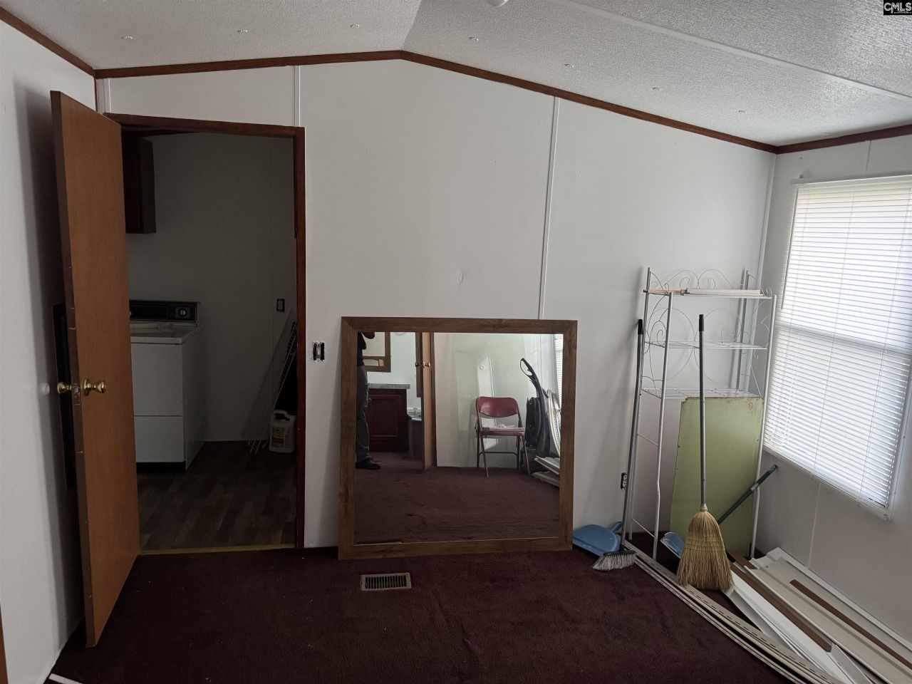 1055 Salters Town Road  Photo 18