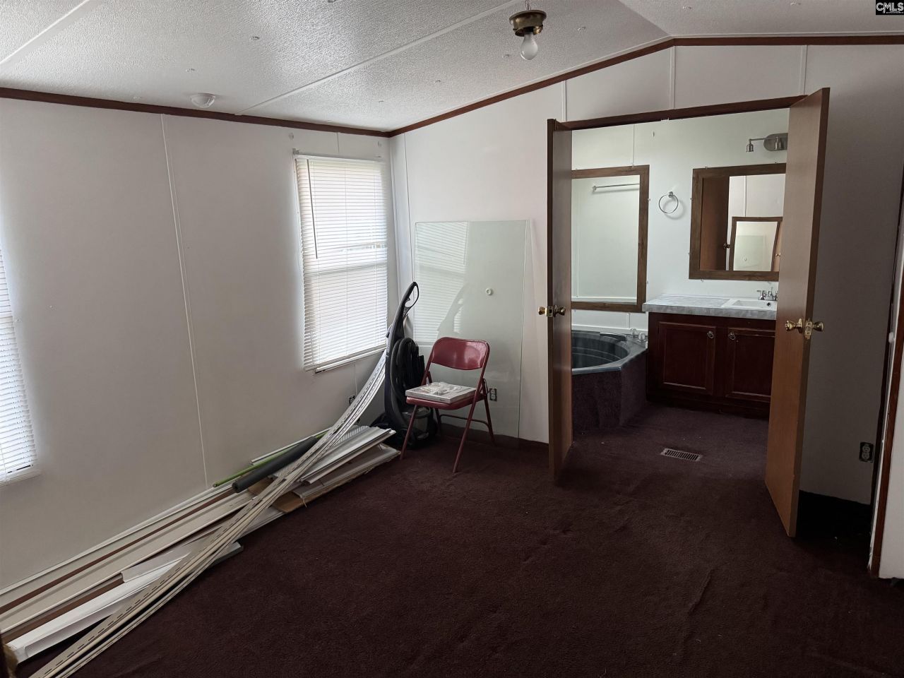 1055 Salters Town Road  Photo 19