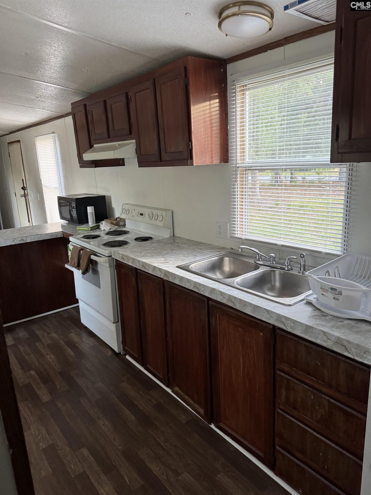 1055 Salters Town Road  Photo 8