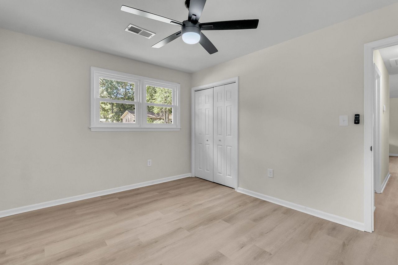 7646 Allwood Avenue Photo 19