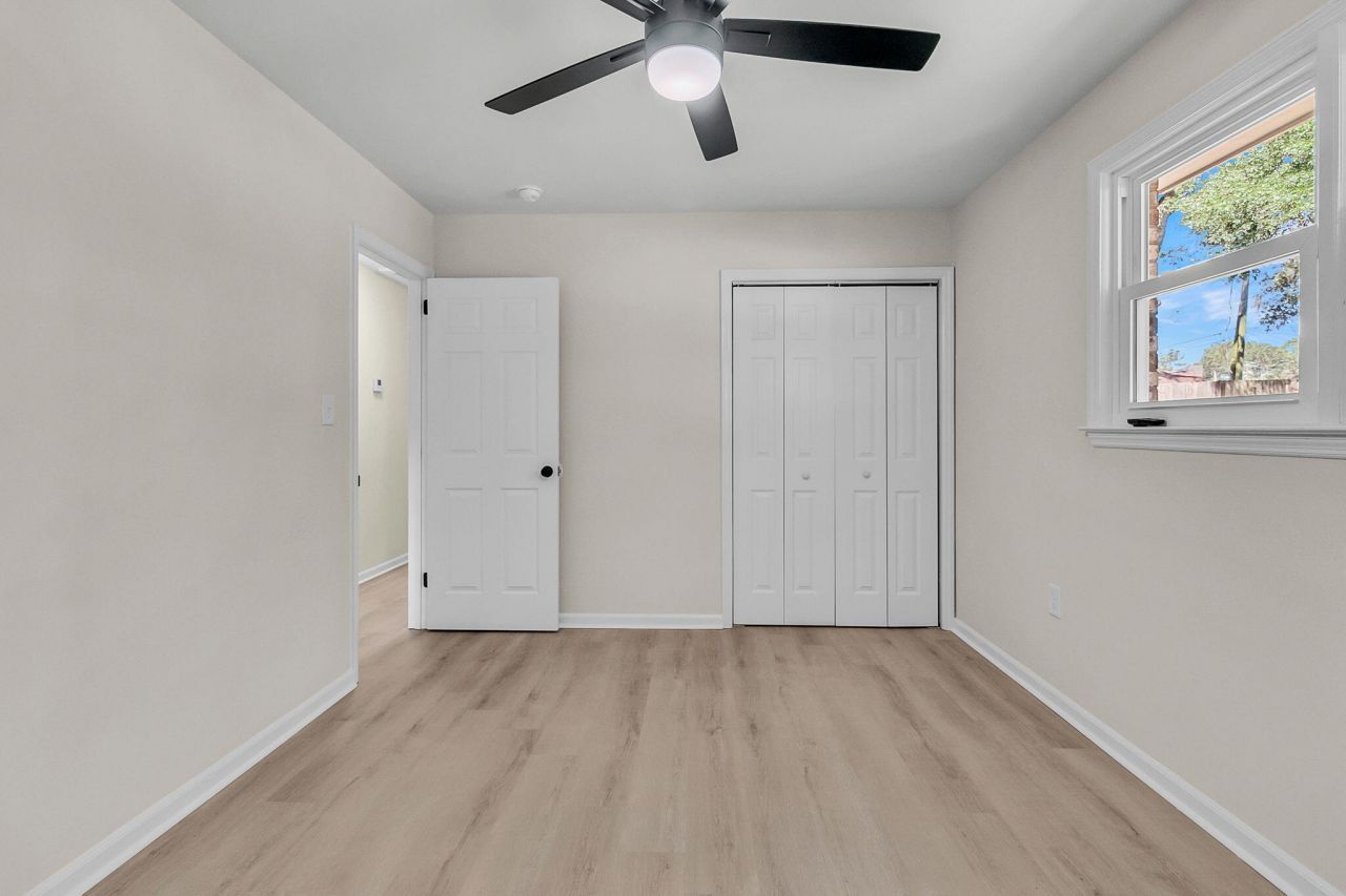 7646 Allwood Avenue Photo 21