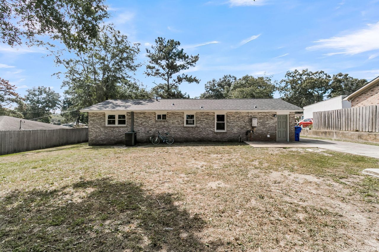 7646 Allwood Avenue Photo 37