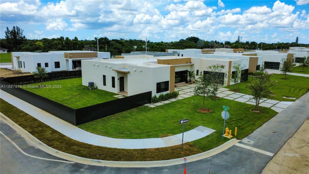 17372 SW 287th St, Homestead, FL 33030 Photo