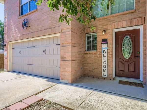 411 Meadow Park DR, Georgetown, TX 78626