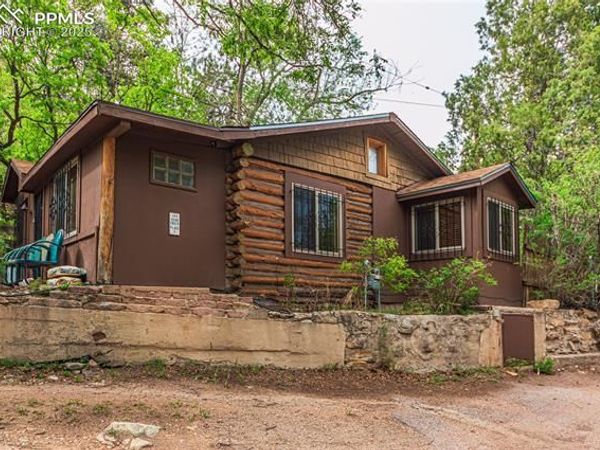 480 Bear Creek Place, Colorado Springs, CO 80906