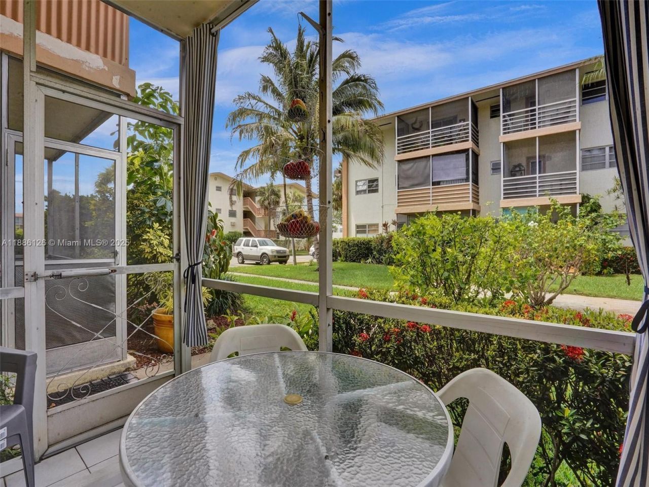 17090 NE 14th Ave, Unit 104, North Miami Beach, FL 33162 Photo