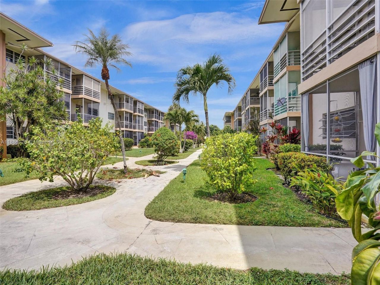 17090 NE 14th Ave, Unit 104, North Miami Beach, FL 33162 Photo