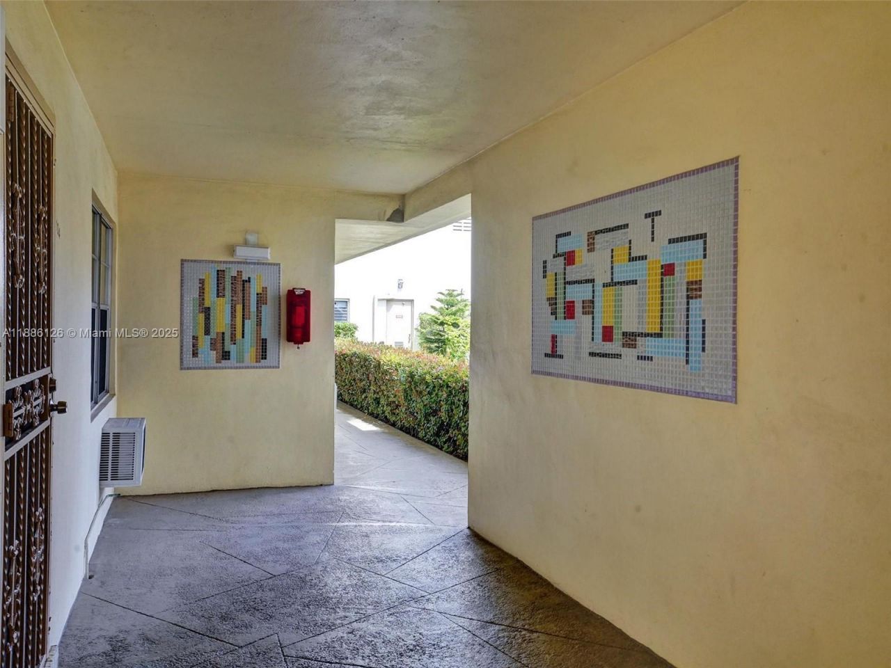 17090 NE 14th Ave, Unit 104, North Miami Beach, FL 33162 Photo