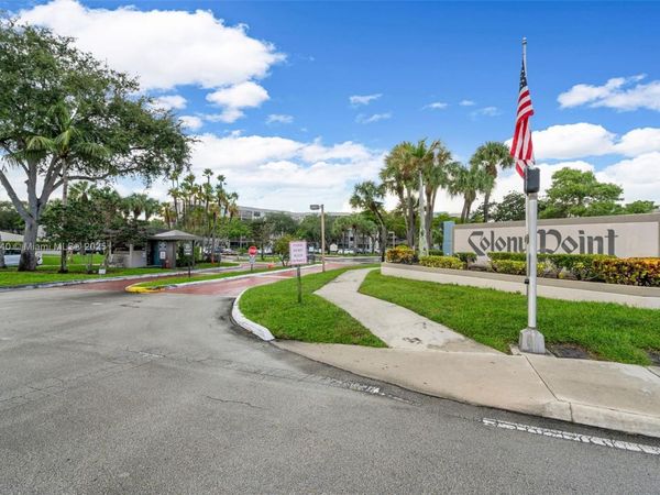 1100 Colony Point Cir, Unit 504, Pembroke Pines, FL 33026