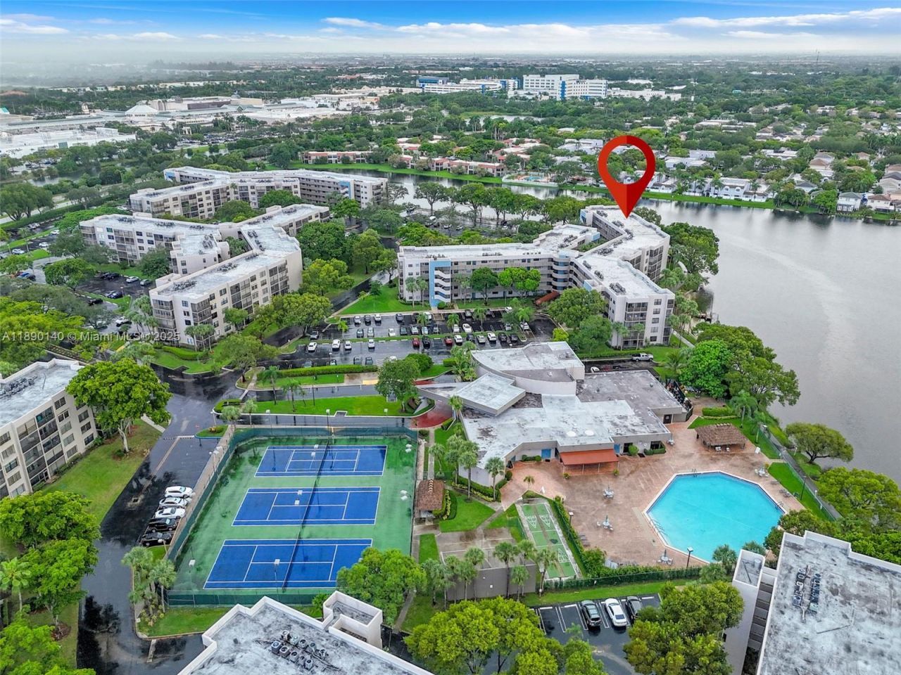 1100 Colony Point Cir, Unit 504, Pembroke Pines, FL 33026 Photo