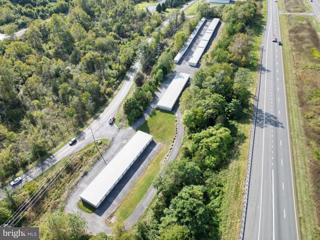 2915 DISMAL HOLLOW ROAD, LINDEN, VA 22642