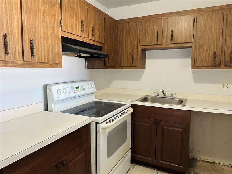 4174 Inverrary Drive, Unit 805, Lauderhill, FL 33319 Photo