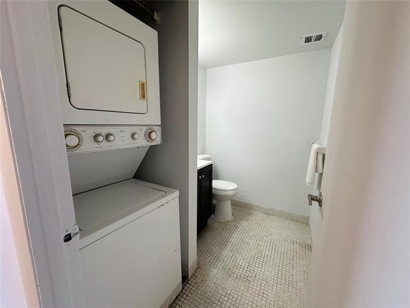 4174 Inverrary Drive, Unit 805, Lauderhill, FL 33319 Photo