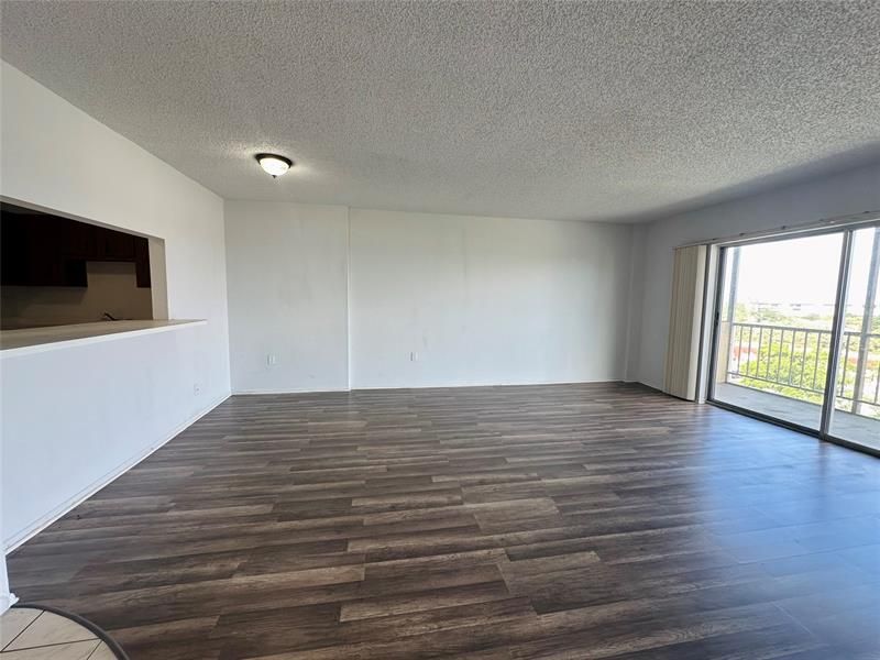 4174 Inverrary Drive, Unit 805, Lauderhill, FL 33319 Photo