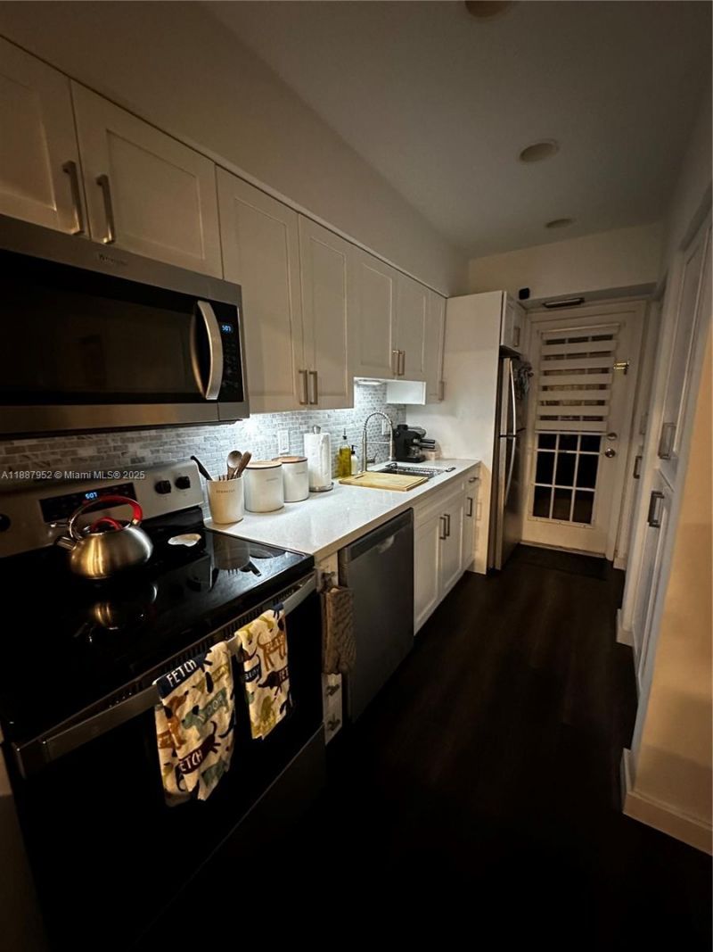 3971 Coral Springs Dr, Unit 17, Coral Springs, FL 33065 Photo