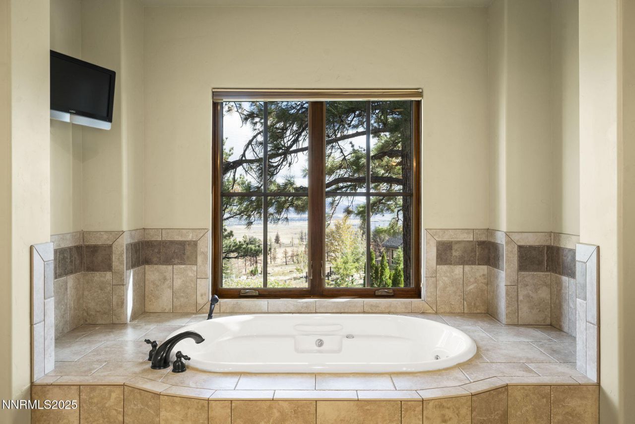 4810 W Pinewild Road, Reno, NV 89511 Photo