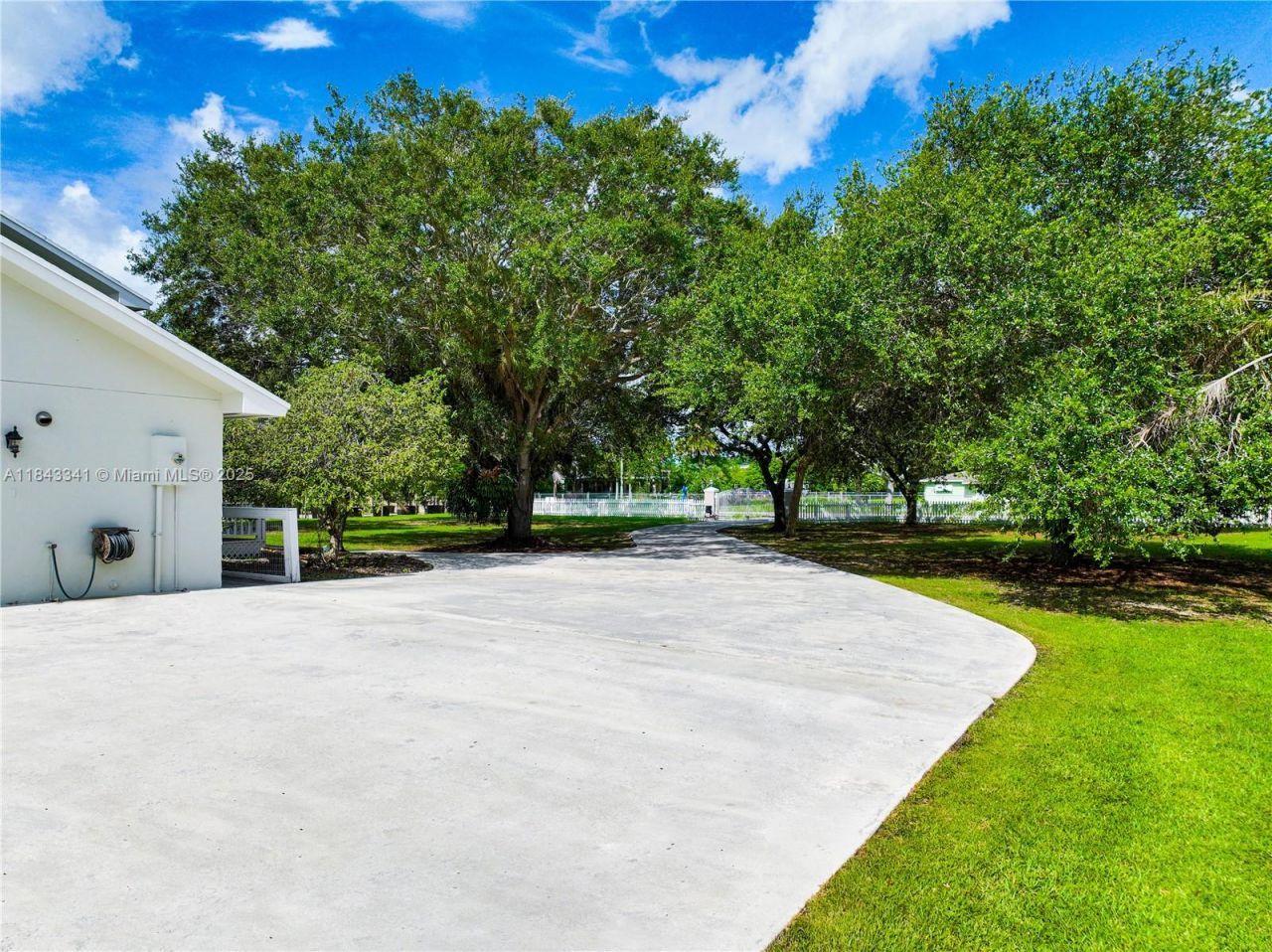 24545 SW 192nd Ave, Homestead, FL 33031 Photo