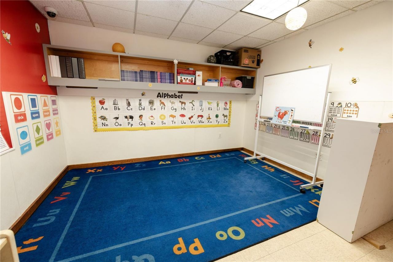 217 N Kirkman Road, Orlando, FL 32811 Photo