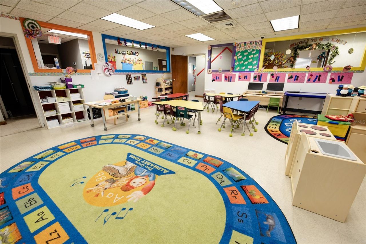 217 N Kirkman Road, Orlando, FL 32811 Photo